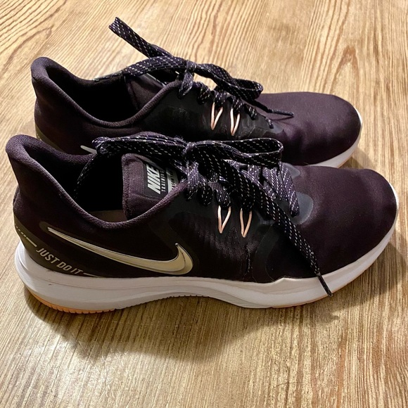 PREOWNED NIKE TANJUN IN SEASON TRAINERS RUNNING SHOES SIZE 8 BLACK PINK SILVER - Picture 1 of 16